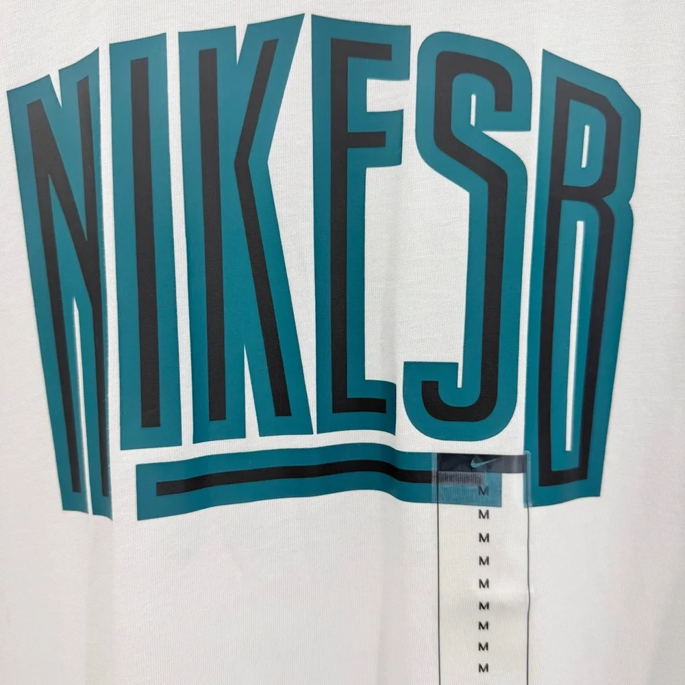 Nike SB Force Skate White and Teal Short Sleeve Loose Fit Streetwear Tee‎ Medium